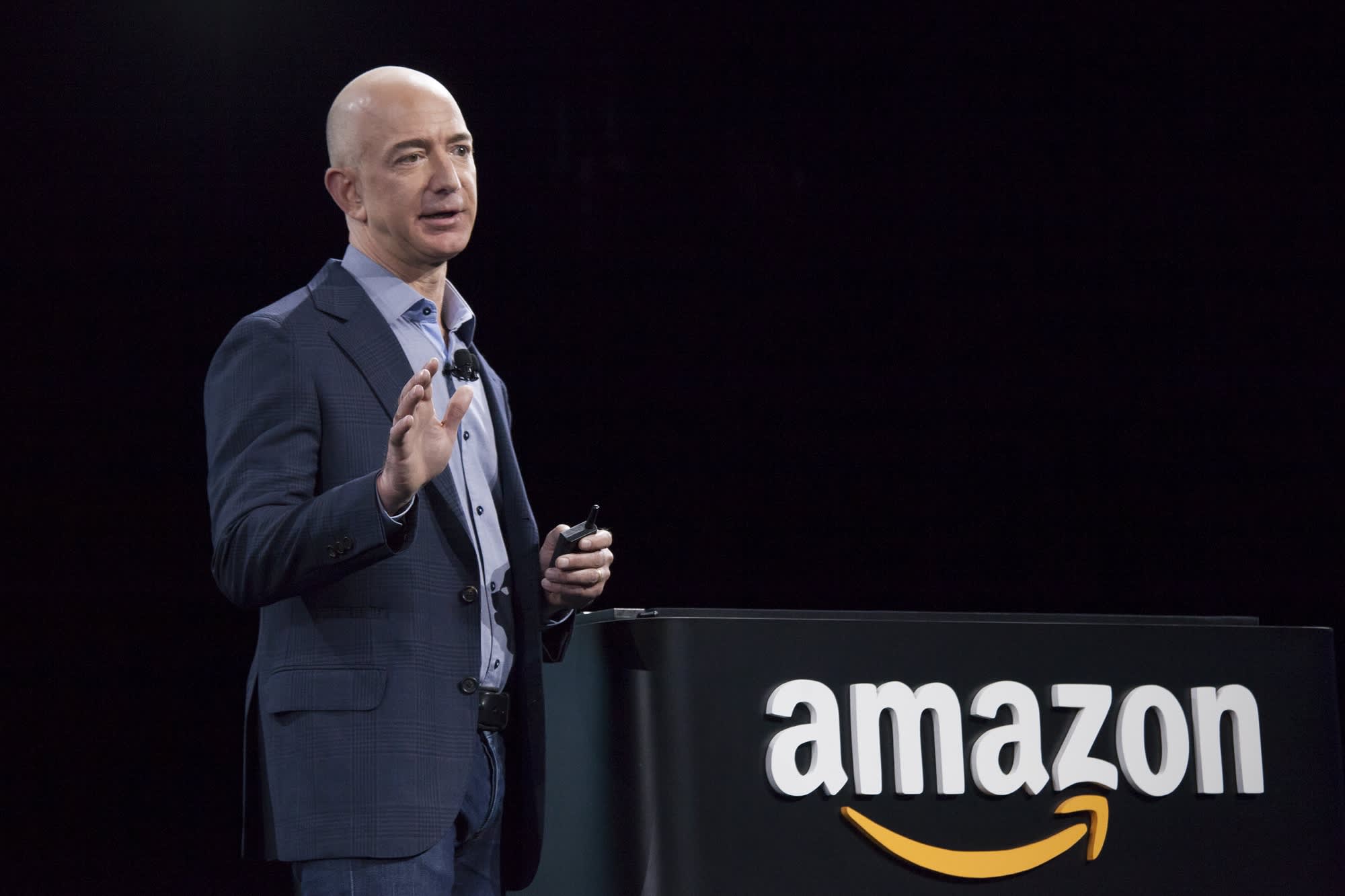 Jeff Bezos – Amazon