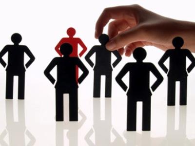 Thuê người và nhờ người