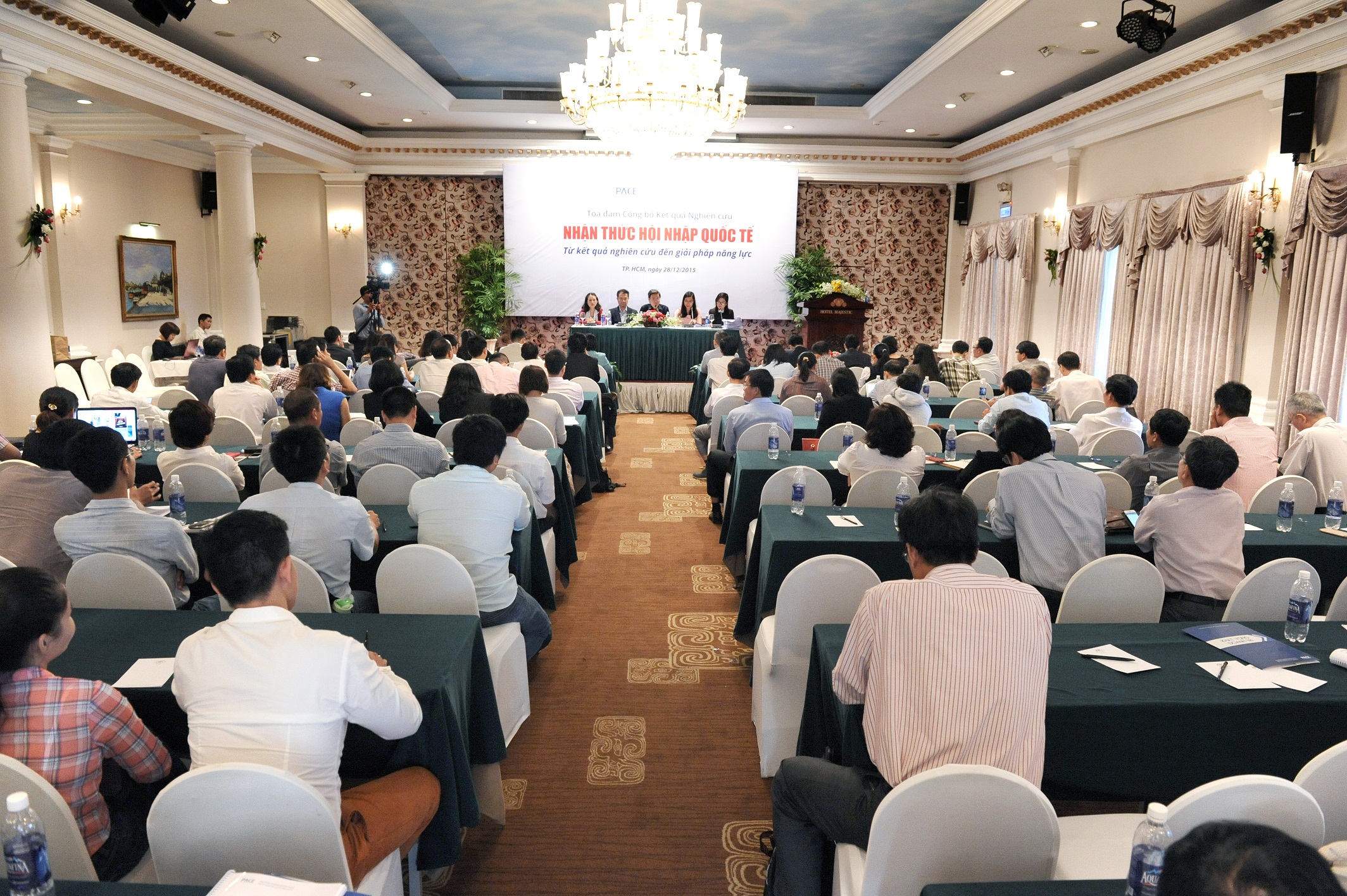 Doanh nghiệp biết về hội nhập thua cả Lào, Campuchia!