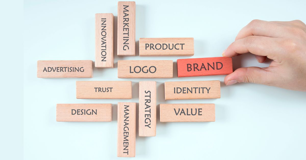 Quản trị thương hiệu là quá trình quản lý và xây dựng thương hiệu nhằm tạo ra giá trị, ấn tượng tích cực trong tâm trí khách hàng