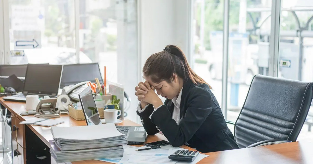 Dấu hiệu nhận biết stress trong công việc