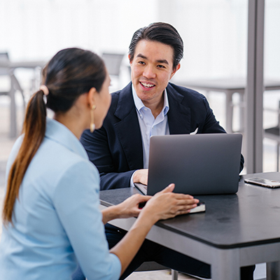 Giám đốc Marketing, Trưởng Bộ phận Marketing, Giám đốc Thương hiệu, Giám đốc Nhãn hiệu của các doanh nghiệp trong và ngoài nước 